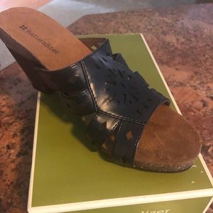 Women’s Naturalizer Sandals - New